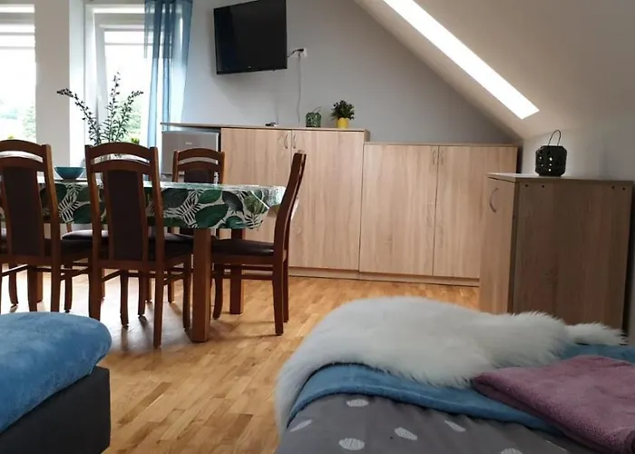 Goscinne 4 Pory Roku