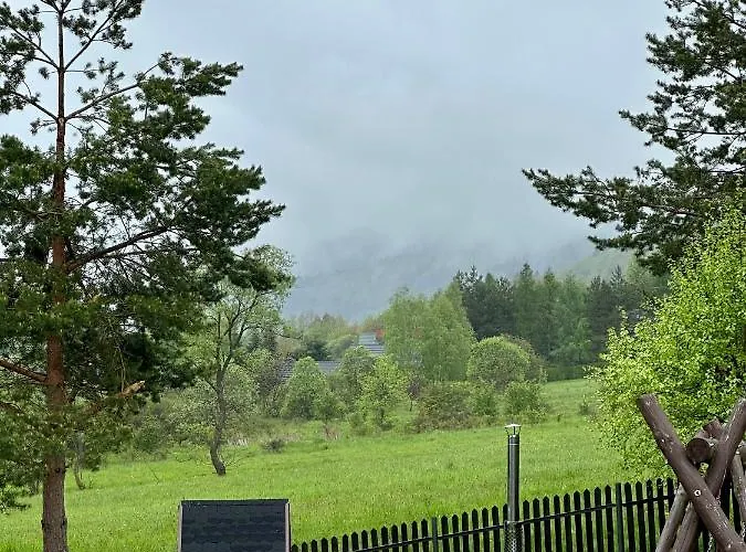 Goscinne 4 Pory Roku Privatunterkunft Klimkówka